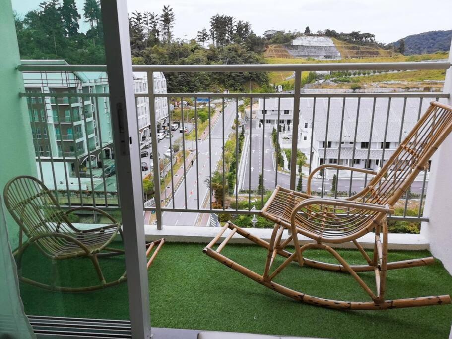 W6Warmstay@Goldenhills/3Rpenthouse/Wifi/Pasarmalamview/2Carpark Бринчанг Экстерьер фото