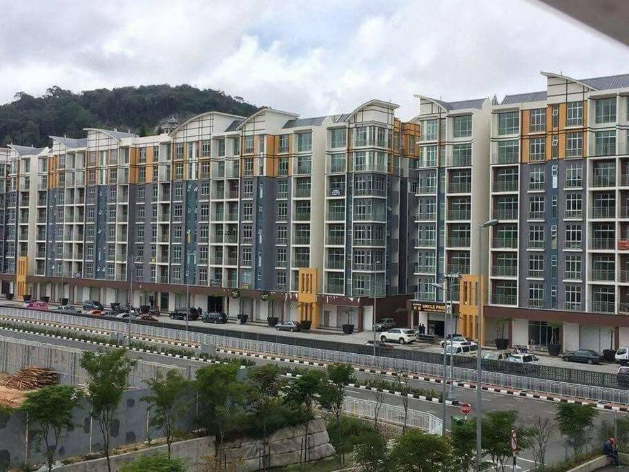 W6Warmstay@Goldenhills/3Rpenthouse/Wifi/Pasarmalamview/2Carpark Бринчанг Экстерьер фото